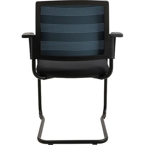 Chaise de bureau noire avec dossier en mesh. Accoudoirs et piètement luge. L'assise et le dossier sont rembourrés.