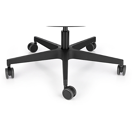 Gros plan d'une base de chaise de bureau noire avec cinq roues. Les pieds sont disposés en forme d'étoile.