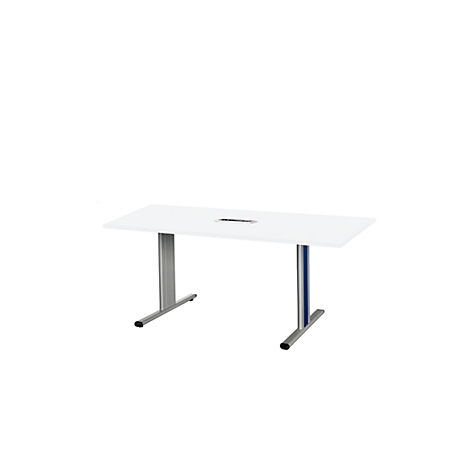Witte bureau met rechthoekig tafelblad en twee grijze metalen poten. In het midden van het tafelblad zit een opening.