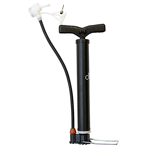 Schwarze Hand-Luftpumpe mit T-Griff, schwarzem Schlauch und verschiedenen Ventilaufsätzen.