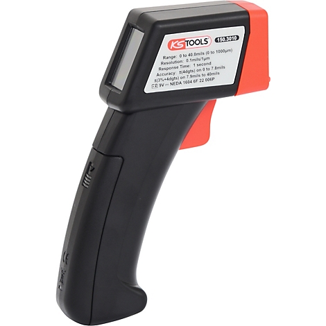 Ein schwarzes und rotes Infrarot-Thermometer der Marke KS Tools. Auf dem Gehäuse befinden sich Angaben zu Messbereich und Genauigkeit.