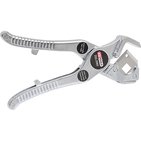 Eine silberne Rohrschere von KS Tools. Auf dem Werkzeug sind Markierungen angebracht.