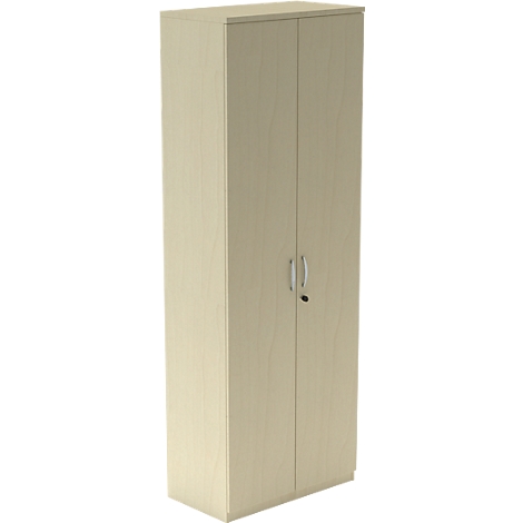 Hoher, zweitüriger Aktenschrank in hellem Holzdesign mit silbernen Griffen vor neutralem Hintergrund.