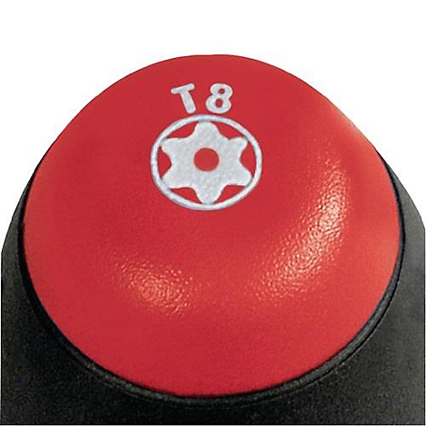 Nahaufnahme eines Schraubendreherkopfes mit roter Kappe und weissem T8-Symbol.