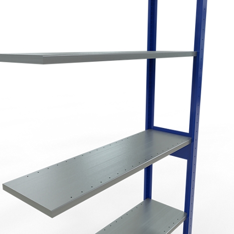 Blauw metalen stelling met grijze planken, tegen een witte achtergrond. Meerdere niveaus, detailopname.