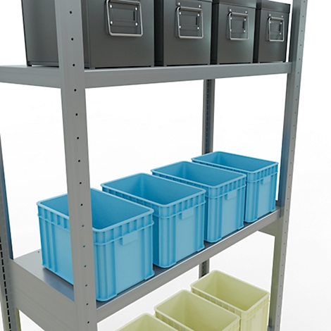 Metalen plank met grijze dozen en blauwe en gele kratten.