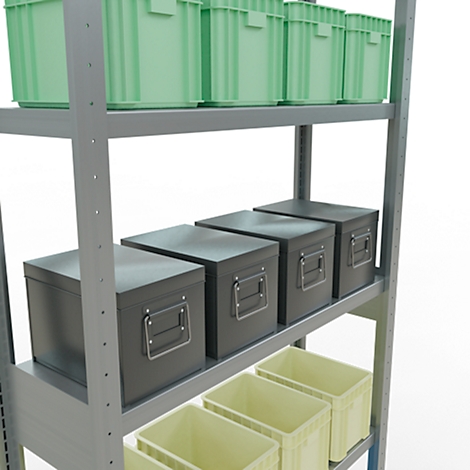 Estantería de acero con cajas verdes y grises de diferentes tamaños y contenedores amarillos.