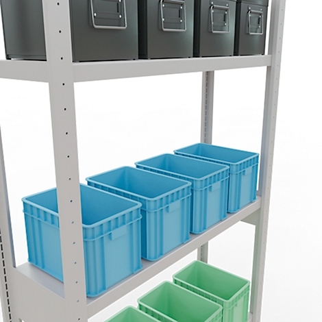 Verschillende blauwe en groene plastic dozen in een metalen rek.