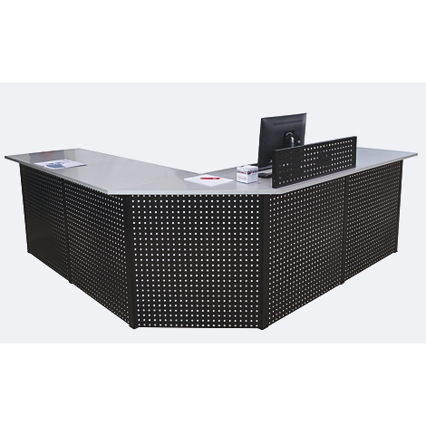 Hoekbureau, zwart, met wit werkblad en computer.