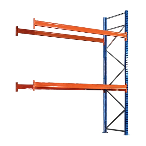 Un rayonnage cantilever orange sur fond blanc, composé d'un pilier bleu et de poutres horizontales.