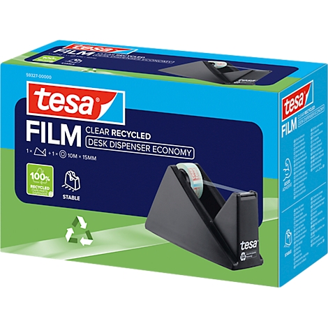 Paquete de película Tesa con dispensador de escritorio negro y rollo de cinta adhesiva. Los nombres de los productos y las palabras "100% reciclado" están en el paquete.