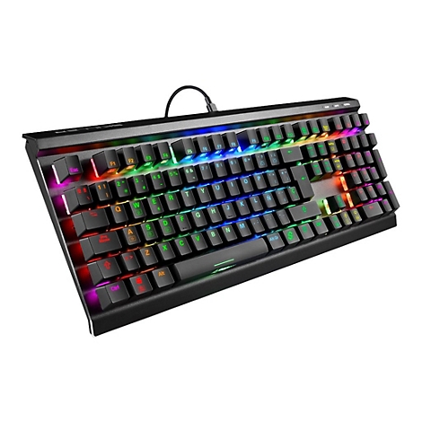 Schwarze Gaming-Tastatur mit RGB-Beleuchtung, Tasten mit weißen Buchstaben. Ein Kabel ist oben angeschlossen.