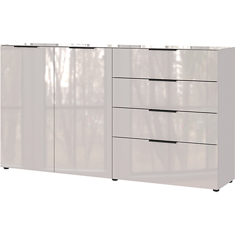 Weißes Sideboard mit Hochglanzoberfläche, Türen und Schubladen, schwarzen Griffen, vor neutralem Hintergrund.