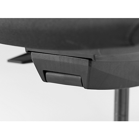 Gros plan d'un élément de chaise noir avec un levier noir et détail d'un cadre.