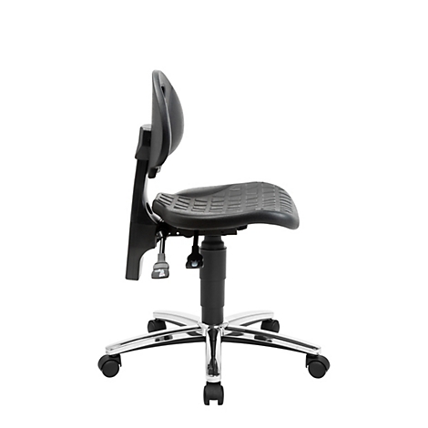 Chaise de travail noire avec vérin à gaz, repose-pieds et dossier réglable sur fond blanc.