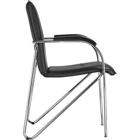Silla de oficina negra de cuero y cromo, vista lateral, reposabrazos, diseño moderno.