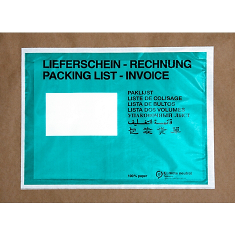 Un sobre verde con el texto "Packing List - Invoice".