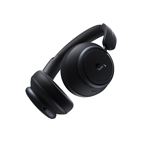 Schwarzer KopfhÃ¶rer, Detailaufnahme, leicht schrÃ¤g von oben fotografiert. Das Logo ist sichtbar.