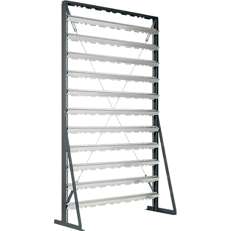 Hoog, vrijstaand metalen rek met meerdere horizontale opslagniveaus op een lichte achtergrond.