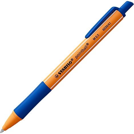 Een geel-oranje pen met blauwe accenten ligt diagonaal op een witte achtergrond. Opschrift: Stabilo Pointball M 0.5.