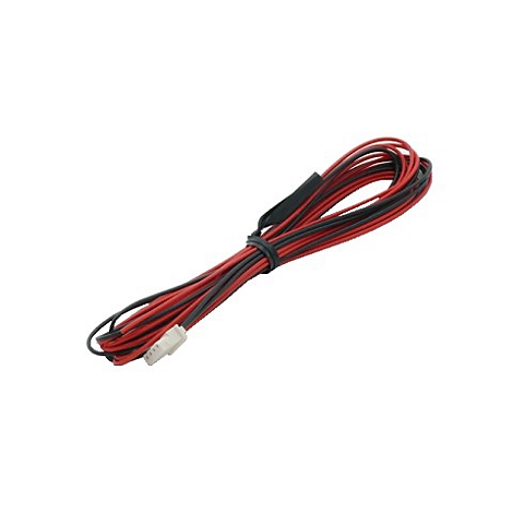 Mehrfarbiges Kabel, bestehend aus rot und schwarz isolierten Drähten mit Stecker, auf weißem Hintergrund.