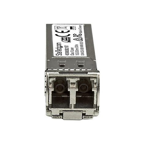Ein graues SFP-Modul mit zwei Anschlüssen und Text: StarTech.com, 458838215T, Class 1 Laser.