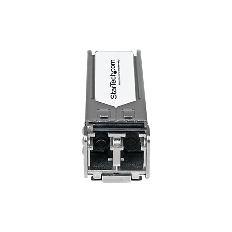 Ein silberner Netzwerkadapter mit StarTech.com-Logo.