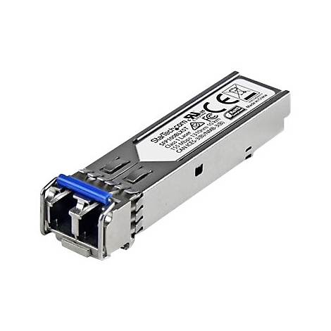 Ein silbernes SFP-Modul mit blauem Verschluss, Beschriftung: StarTech.com.