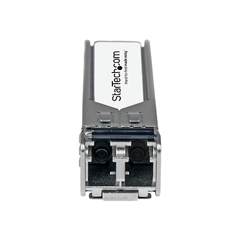 Nahaufnahme eines silbernen Netzwerkmoduls. Mit StarTech.com Logo und dem Text "Hard-to-find made easy".