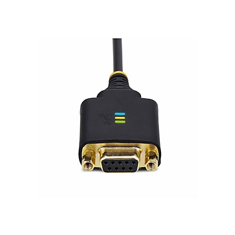 Gros plan d'un câble noir avec des accents jaunes et dorés. En haut, il y a un connecteur noir avec des lumières bleues, vertes et jaunes.