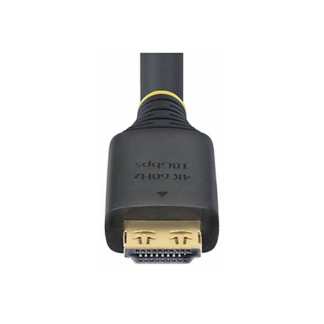 Gros plan sur un câble HDMI noir. Des contacts dorés sont visibles sur le connecteur ; on peut lire 4K 60Hz 18Gbps.