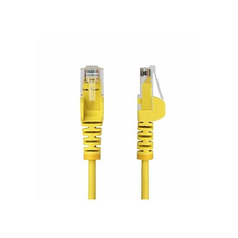 Zwei gelbe Netzwerkkabel-Stecker im Detail vor weißem Hintergrund. Einer ist von vorne, der andere von der Seite gezeigt.