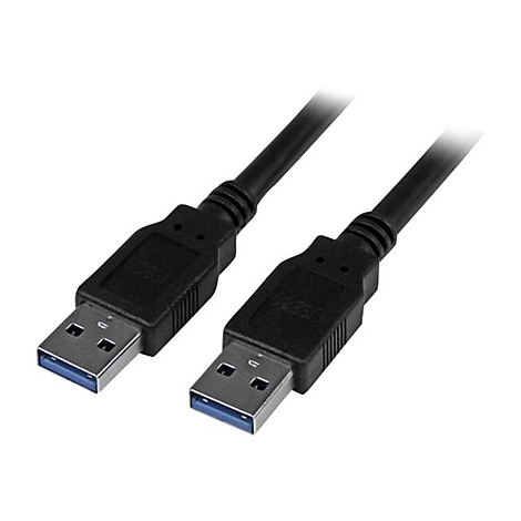 Deux câbles USB 3.0 noirs allant en diagonale vers le haut et loin de la caméra. Les connecteurs USB sont de couleur bleu clair.