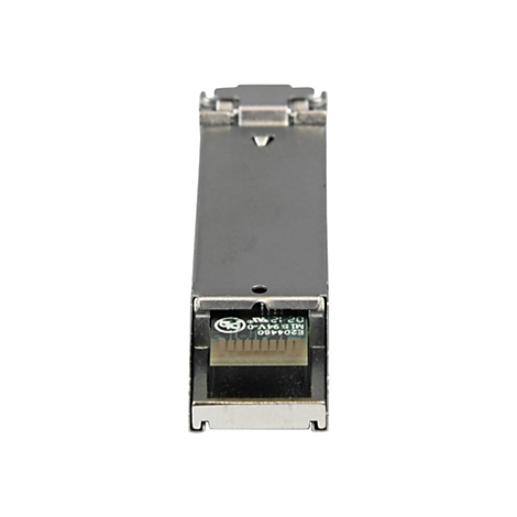 Ein silbernes Netzwerkmodul, das auf weißem Hintergrund abgebildet ist. Auf der grünen Platine sind Zahlen und Buchstaben zu sehen.