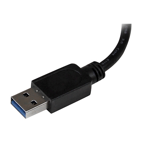 Nahaufnahme eines schwarzen USB 3.0-Kabels mit blauem Stecker. Auf dem Kabel ist "USB 3.0 cable E119" zu lesen.