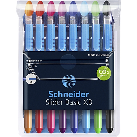 Paquet de huit stylos à bille colorés. Texte : Schneider Slider Basic Xb. Fabriqué en Allemagne. Neutre en CO2.