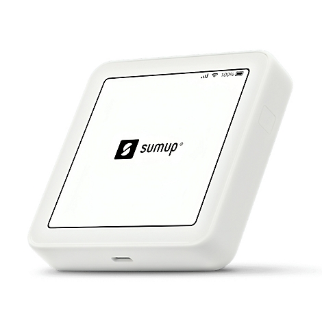 Weißes SumUp-Kartenzahlungsgerät mit Bildschirm, darauf das SumUp-Logo. Oben rechts Batteriestatusanzeige.
