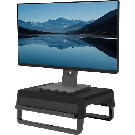 Support d'écran noir avec un écran affichant un paysage. Le support porte le logo Fellowes.