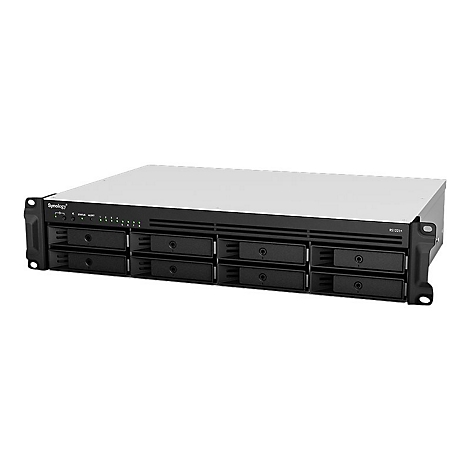 Schwarzes Rackmount-Server-Gerät mit Schubladen, Bedienfeld und Aufschrift "RS1221+".