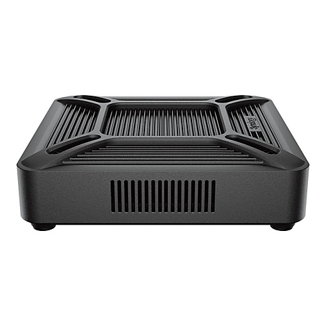 Schwarzer, rechteckiger Mini-PC. Er hat LÃ¼ftungsschlitze und abgerundete Ecken. Das Design wirkt modern und funktional.