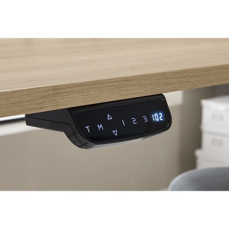 Dessin de contour d'appareil photo gris sur fond blanc.