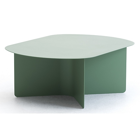 Table basse minimaliste vert sauge avec un plateau arrondi et une base en croix sur fond blanc.