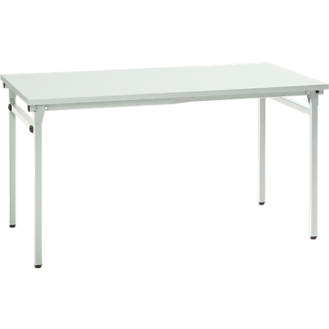 Table rectangulaire blanche avec pieds en métal, sur fond blanc. La table est plate et a des coins légèrement arrondis.