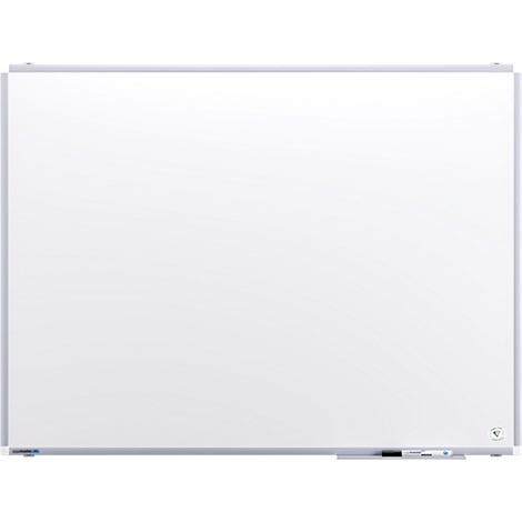 Grand tableau magnétique blanc avec cadre argenté. Un porte-stylo en bas à droite.