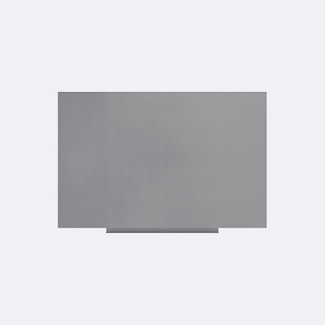 Vue de dessus d'une table grise sur fond blanc.