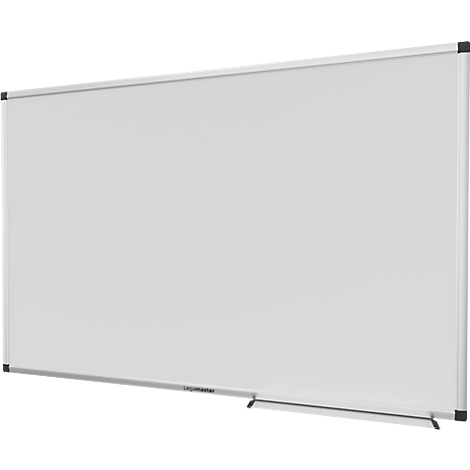 Grand tableau blanc rectangulaire avec un cadre argenté. Connecteurs d'angle noirs et un porte-stylos.