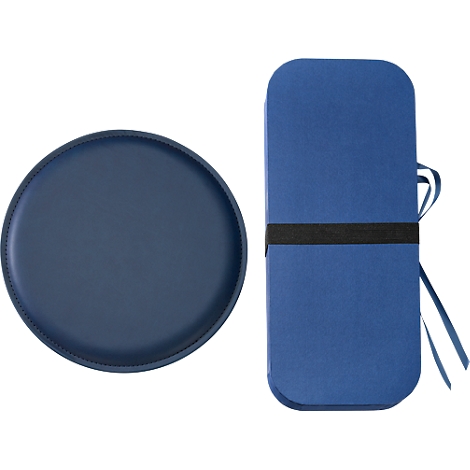 Un plateau rond bleu foncé et une boîte à plateau oblongue.