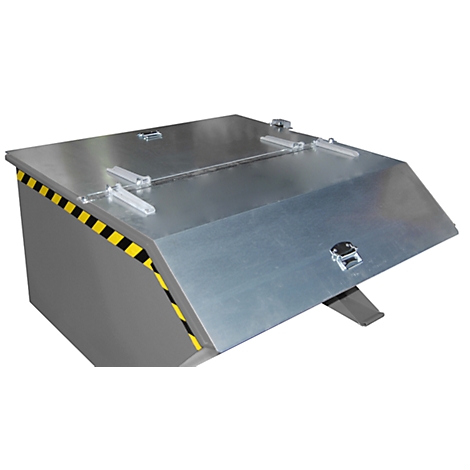 Caja metálica gris con tapa inclinada. Cinta de advertencia amarilla y negra en el lateral.