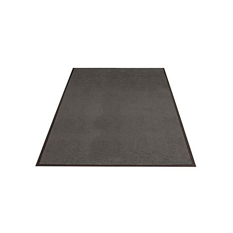 Tapis rectangulaire gris foncé avec une bordure sombre sur fond blanc.