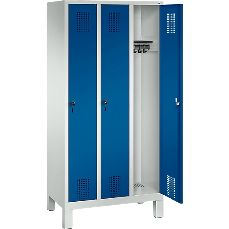 Taquilla Evolo S 3000, acero, 3 compartimentos, cierre de pasador giratorio de seguridad, gris luminoso RAL 7035/azul genciana RAL 5010